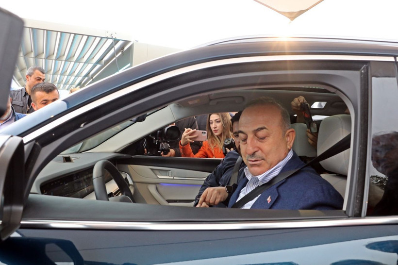 Mevlüt Çavuşoğlu 'iki kere başvurdum çıkmadı' dedi Togg'a dünyanın her yerinden çok büyük ilgi var - Resim: 2