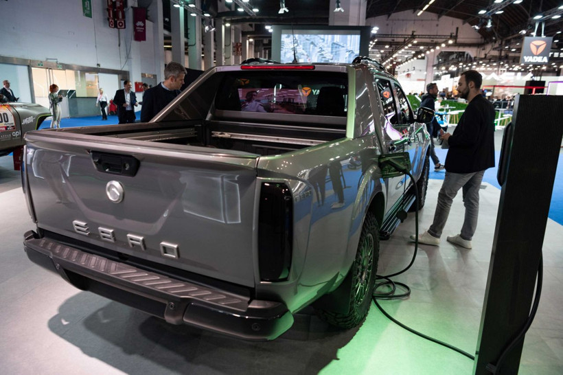 Yeni modeller Barcelona Uluslararası Otomobil Fuarı'nda görücüye çıktı - Resim: 1