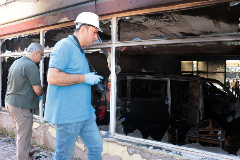 Dükkandan içeriye giren gözlerine inanamadı! Hepsi küle dönmüş - Resim: 4