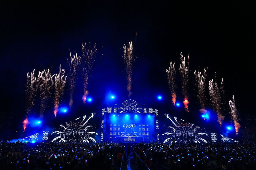 Türkiye’nin en büyük sahnesi Ağrı Dağı eteklerinde kuruldu - Resim: 2