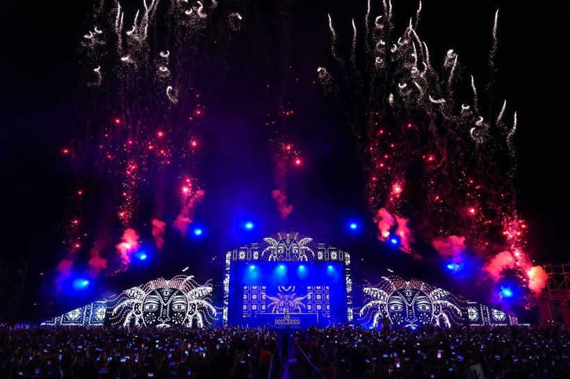 Türkiye’nin en büyük sahnesi Ağrı Dağı eteklerinde kuruldu - Resim: 4