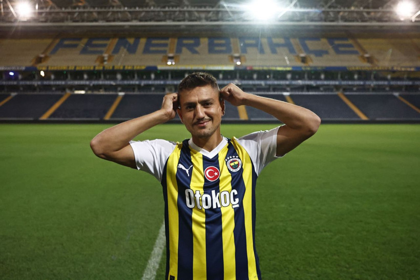 Cengiz Ünder resmen Fenerbahçe'de! 15 milyon bonservis ile 4 yıllık imza attı - Resim: 1