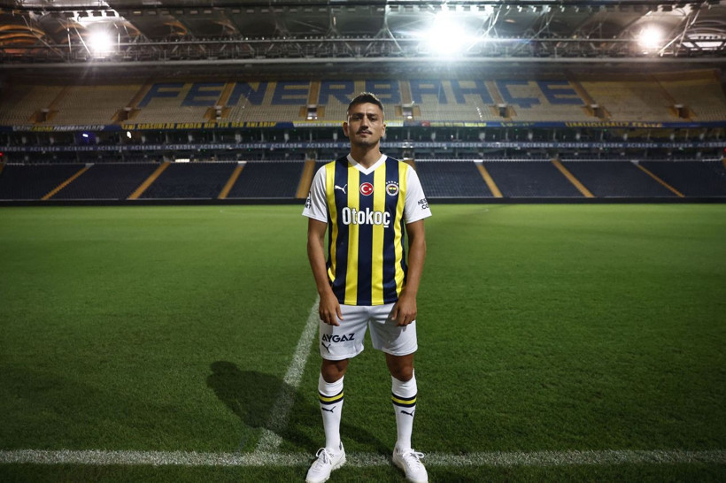 Cengiz Ünder resmen Fenerbahçe'de! 15 milyon bonservis ile 4 yıllık imza attı - Resim: 3
