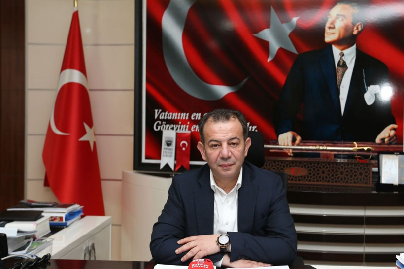 Tanju Özcan, Serenay Sarıkaya’yı gazoz içmeye davet etti! 'Gazozumuz meşhurdur' - Resim: 2