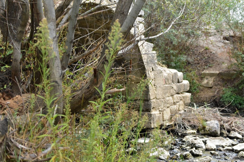 Kanuni Sultan Süleyman'ın ordusuyla geçtiği tarihi köprü yok oluyor! - Resim: 2