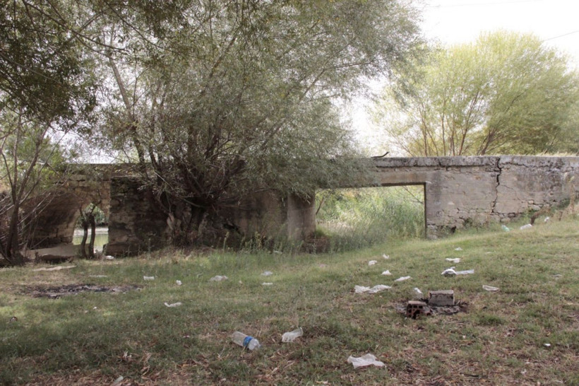 Kanuni Sultan Süleyman'ın ordusuyla geçtiği tarihi köprü yok oluyor! - Resim: 4