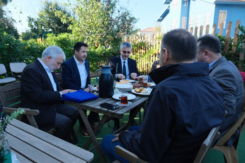 İnci Köy'den İstanbul'a Bir Hattat Hikayesi - Resim: 4