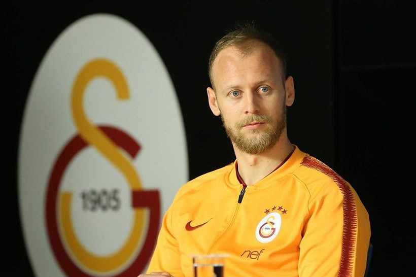 Galatasaraylı Semih Kaya, Seçil Erzan'dan parasını döve döve almış! 'Bodrum'da villa aldı' iddiası - Resim: 3