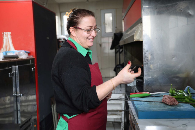 Bulaşıkçı olarak başladığı meslekte kebap ustası oldu - Resim: 3