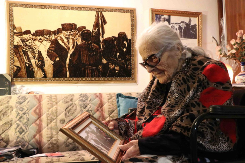 Atatürk'ün tavsiyesiyle öğretmen olmuştu: Sabiha Özar hayatını kaybetti - Resim: 1