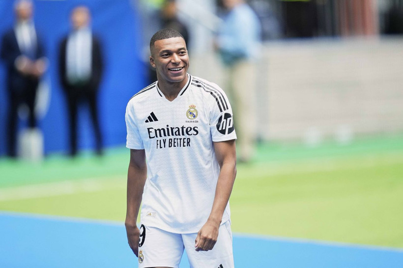 Kylian Mbappe, resmen Real Madrid'de! Yıldız futbolcunun imza ücreti dudak uçuklattı - Resim: 1