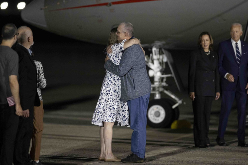 Ankara'daki dev casus takası! Putin ve Biden esirleri havaalanında karşıladı - Resim: 3