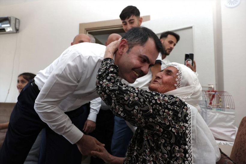 Cumhurbaşkanı Erdoğan, 78 yaşındaki depremzede ile görüştü - Resim: 3