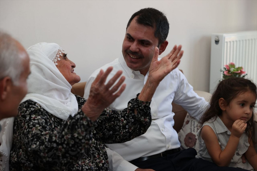 Cumhurbaşkanı Erdoğan, 78 yaşındaki depremzede ile görüştü - Resim: 4