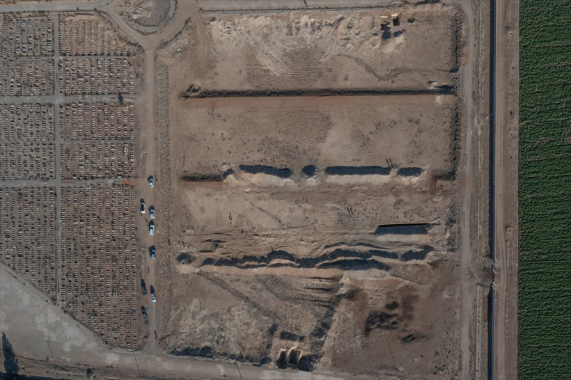 Şam'da toplu mezar olduğu iddia edilen alan görüntülendi - Resim: 2