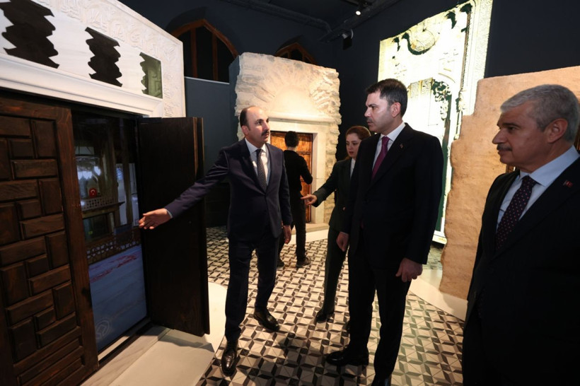 Bakan Kurum: Mühendislikte çırağı olmaktan gurur duyduğum ustam babamdır - Resim: 2