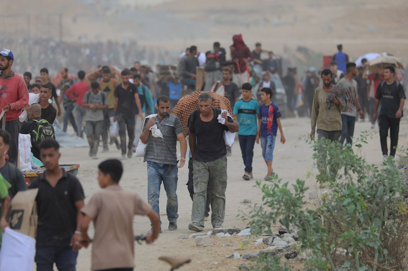 Gazze'de insanlık dramı! Gıda yardımı alabilmek için Netzarim Koridoruna gittiler... - Resim: 1