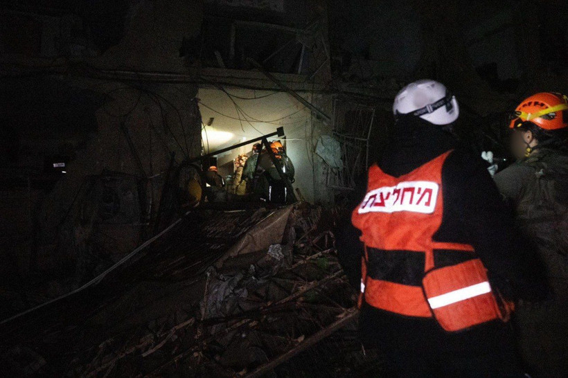 İsrail'i perişan eden saldırılar! İran füzeleri doğrudan isabet etti - Resim: 3