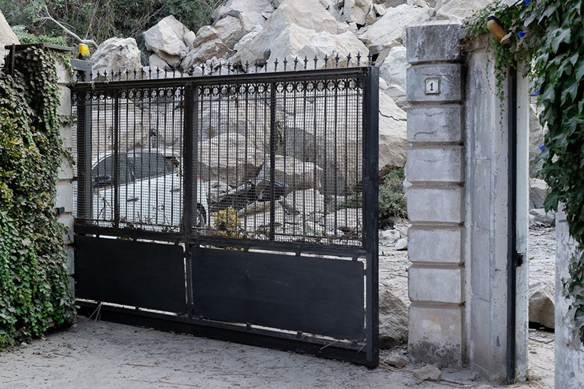 İtalya'da 40 yılda kaydedilen en şiddetli sarsıntı! 4,7 büyüklüğündeki depremde hasar büyük, yaralılar var - Resim: 4