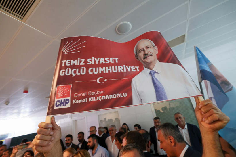 Cumhuriyet Halk Partisi Genel Başkanı Kemal Kılıçdaroğlu İzmir'de coşkuyla karşılandı - Resim: 12