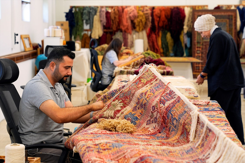 500 yıllık saray seccadeleri sergilenmek üzere gün sayıyor - Resim: 16