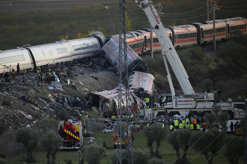 İspanya'daki tren kazasında ses kayıtları ortaya çıktı! İşte felaketi getiren talimat - Resim: 6