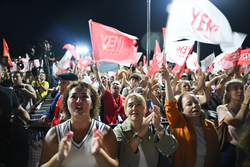 Yeni Parti'nin ismi mi değişiyor? İki se&ccedil;enek masada - Resim: 0