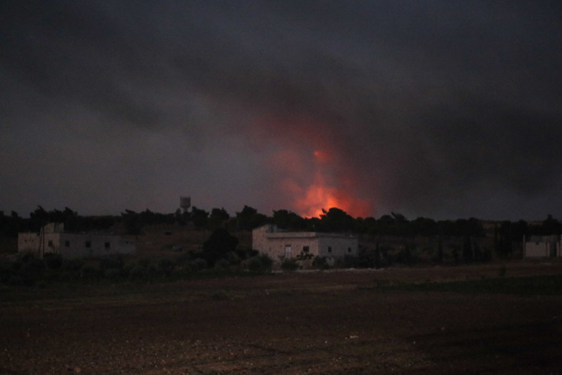 Halep'te askeri sahada patlamalar meydana geldi - Resim: 1