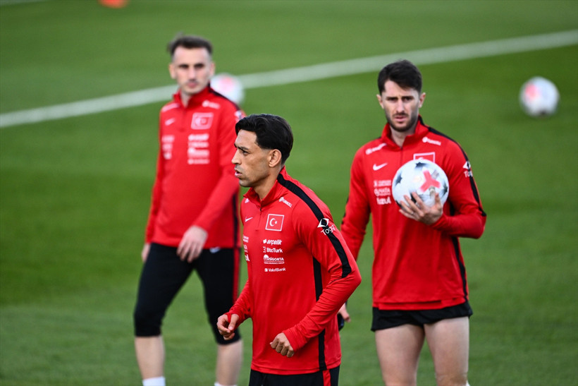 Fransa maçına 3 gün kala TFF Başkanı Hacıosmanoğlu Montella kararını verdi - Resim: 0