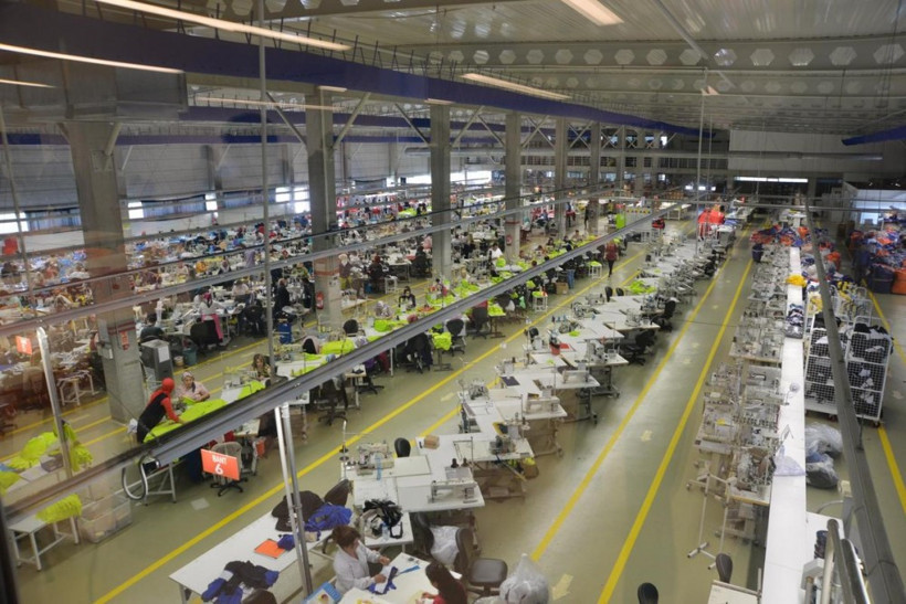 Numan Kurtulmuş takım forması dikti - Resim: 4