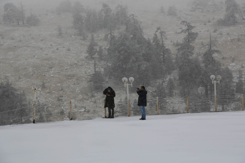 Bu fotoğraflar bugün çekildi! Kar bakın nereyi vurdu - Resim: 2