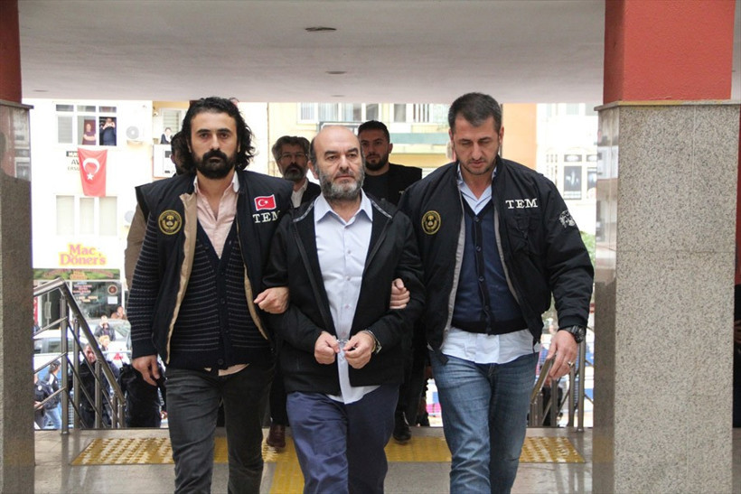 FETÖ'nün mahrem imamıyla yakalanan albay ve kızı - Resim: 2