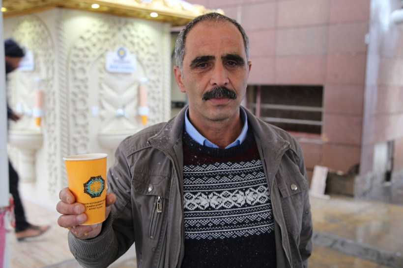 Belediye başkanı değişince çeşmeden çorba aktı! - Resim: 3