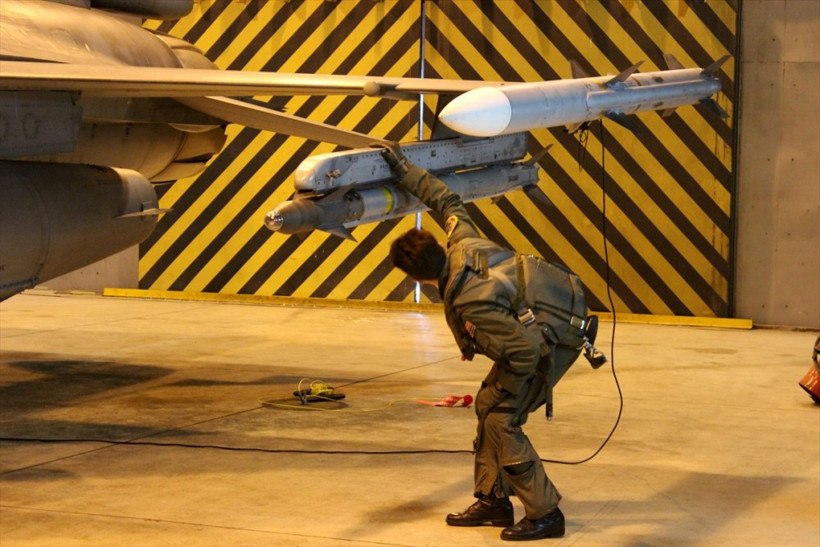 Mehmetçik yeni yıla eli tetikte giriyor - Resim: 2