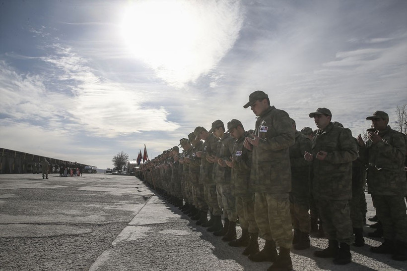 İdil'de şehit olan polis dualarla uğurlandı! - Resim: 2