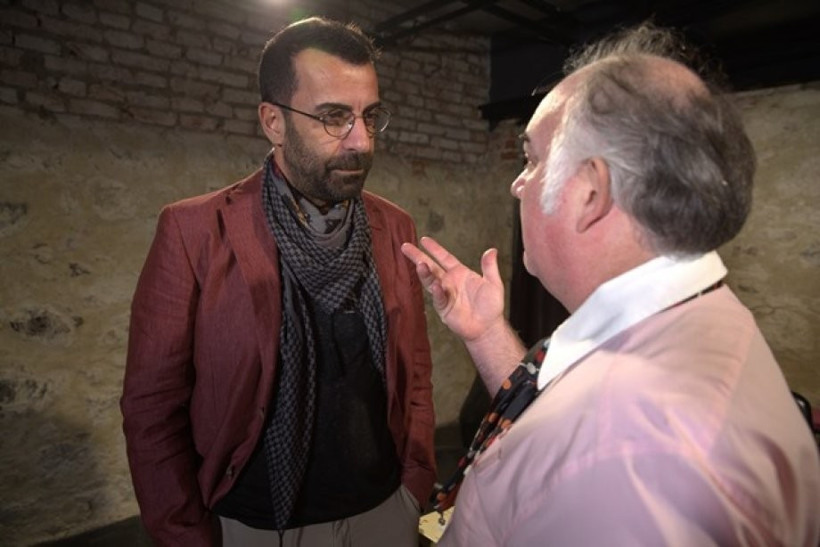 Ünlü oyuncu parasını memleketinde bakın neye yatırıyor! - Resim: 4