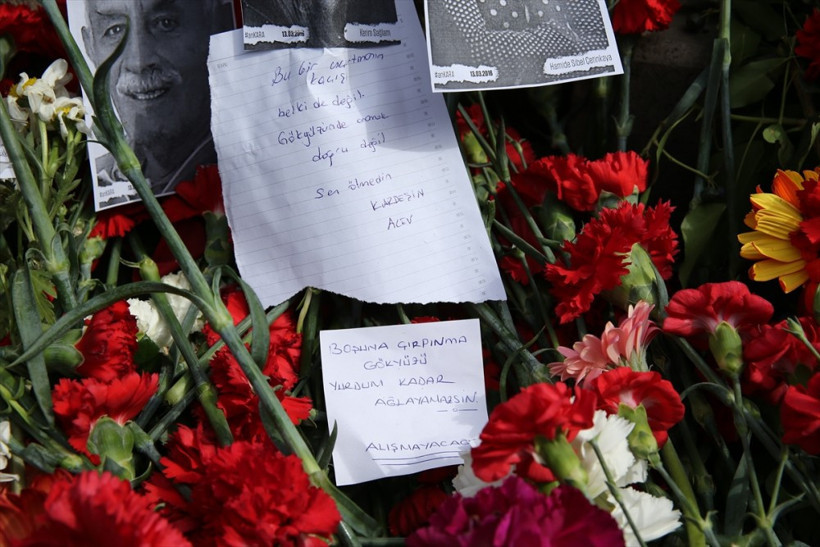 Kızılay'da patlamanın olduğu yere ilginç not! - Resim: 2