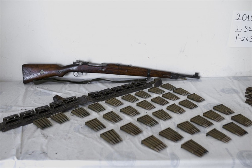 Yüksekova'da ele geçirildi işte teröristlerin tarihi silahı! - Resim: 4