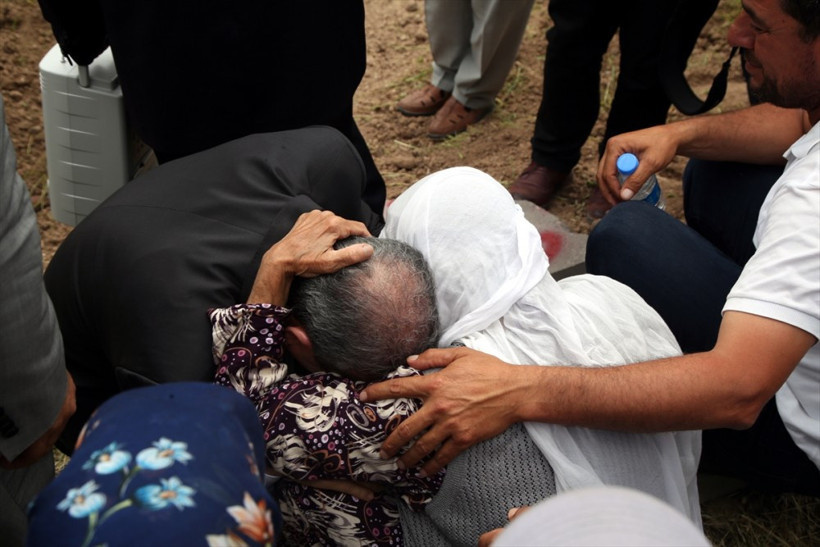 Mehdi Eker Diyarbakır'da gözyaşlarını tutamadı! - Resim: 3