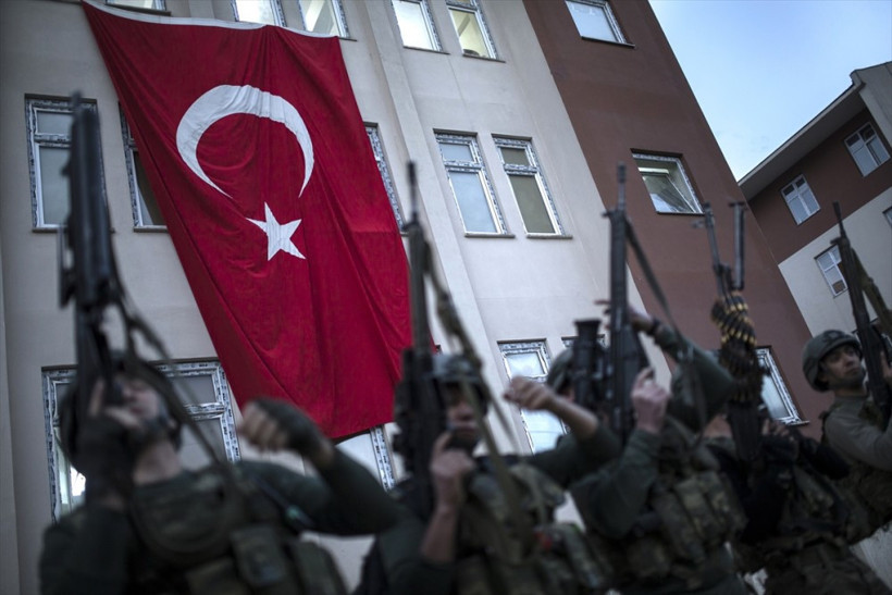 Yüksekova'daki güvenlik güçleri dualarla yola çıktı! - Resim: 3