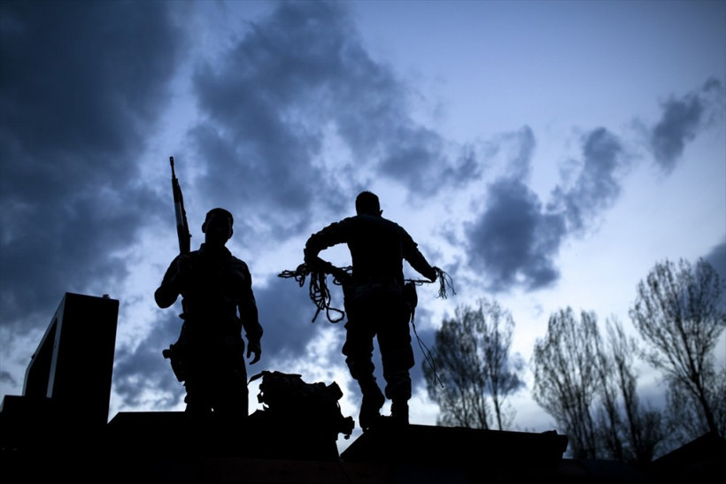 Yüksekova'daki güvenlik güçleri dualarla yola çıktı! - Resim: 4