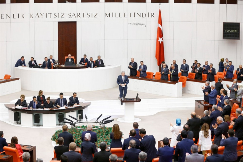  65. Hükümet güvenoyu aldı Binali Yıldırım'dan açıklama - Resim: 4