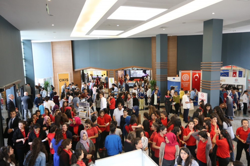 Gaziantep Kitap Fuarı kapılarını açtı! - Resim: 1