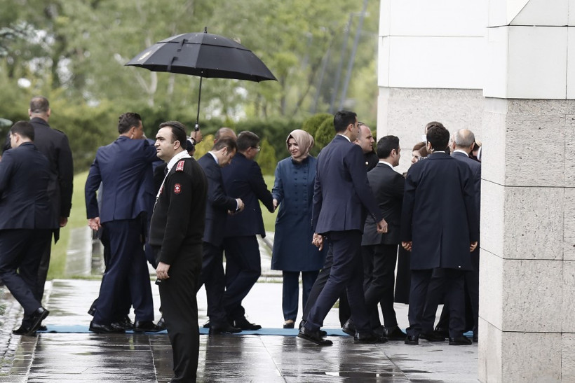 Davutoğlu AK Parti'ye böyle geldi! Dikkat çeken detay - Resim: 3