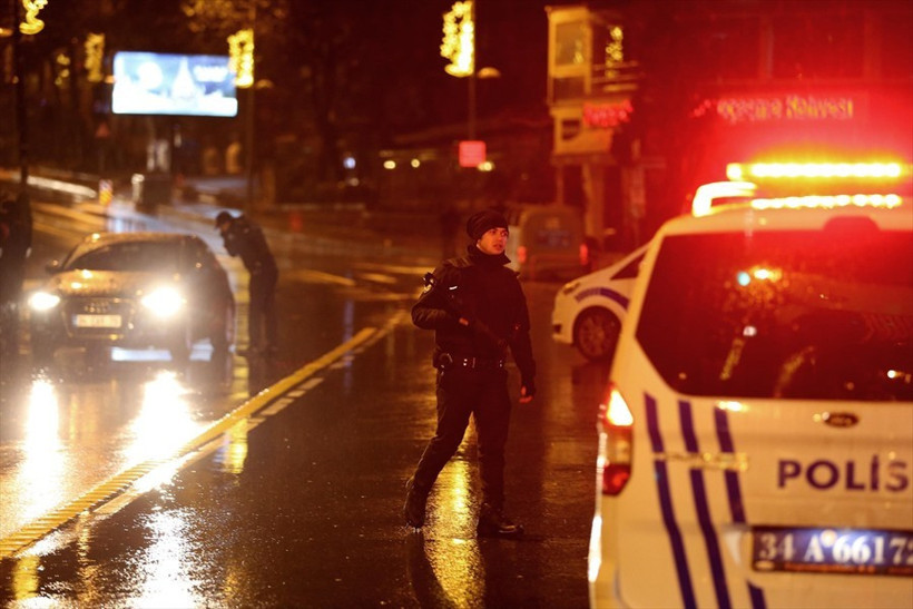 Ve Reina'dan günler sonra  flaş karar!  - Resim: 1