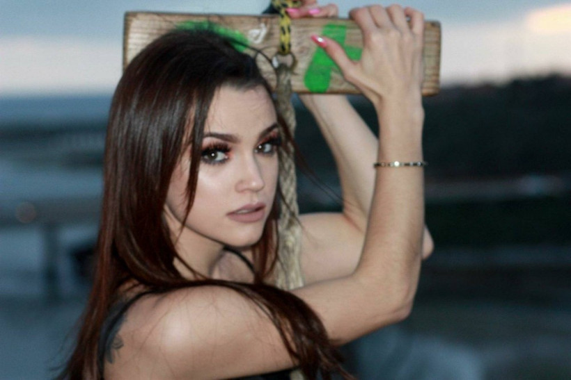 Kylie ve Kendall Jenner'ı geride bırakacak güzelliğe bakın! - Resim: 2