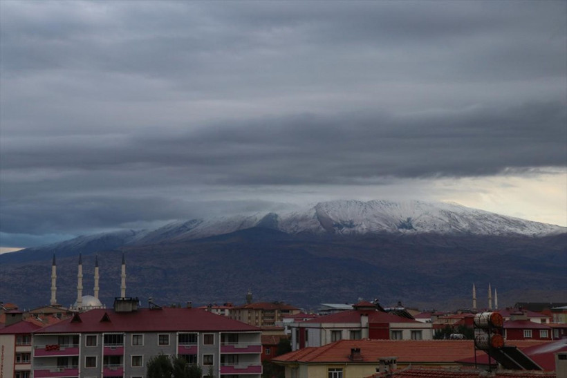 Türkiye'nin çatısı beyaza büründü - Resim: 4