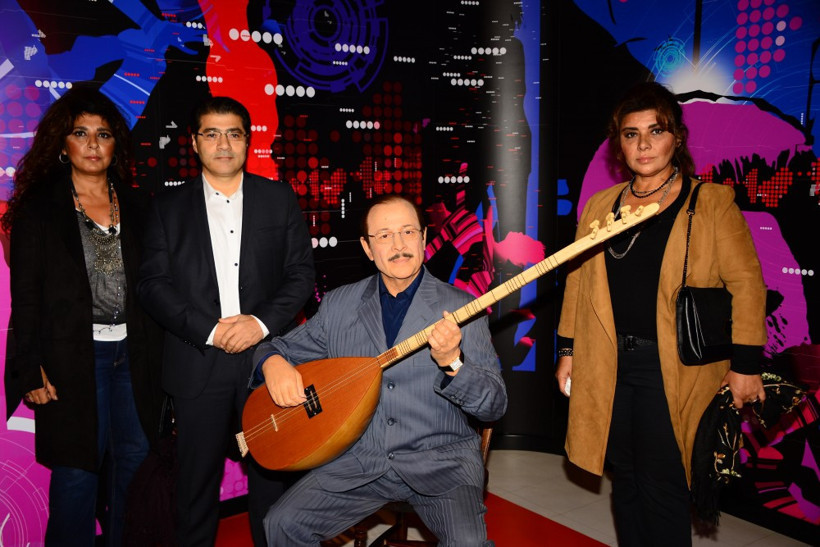 Neşet Ertaş’ın balmumu heykeli ziyarete açıldı - Resim: 2