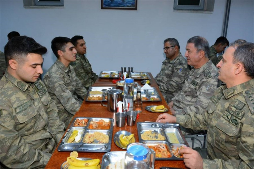 Genelkurmay paylaştı: Orgeneral Akar geceyi orada geçirdi! - Resim: 2