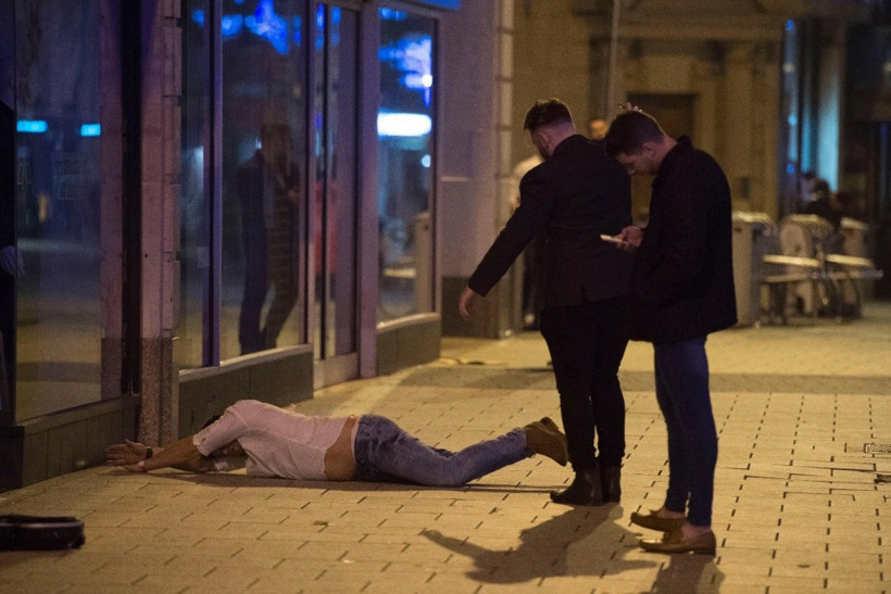 Çok fena dağıttılar yerlerden topladılar önüne gelen... - Resim: 3